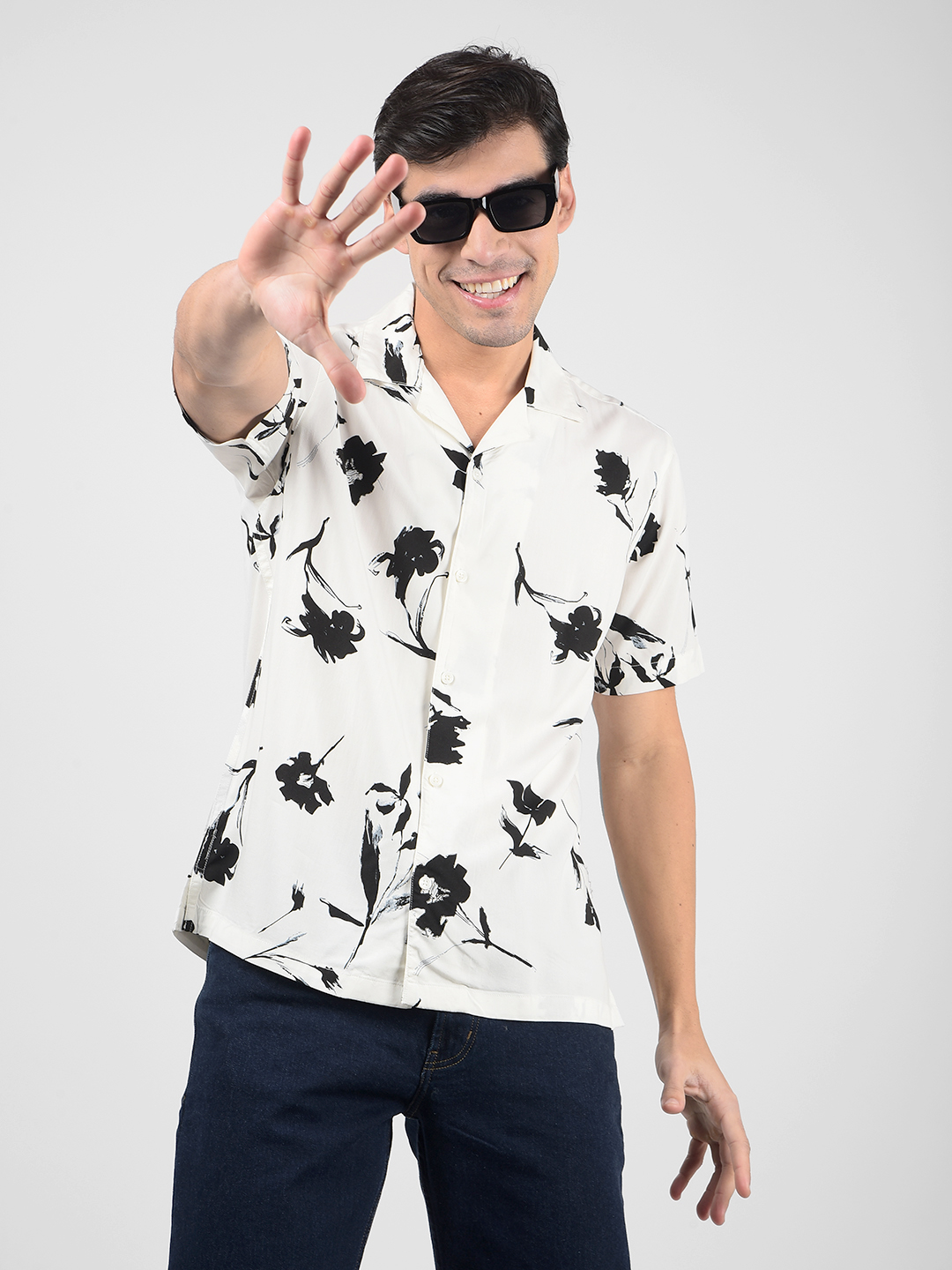 Numero Uno Men Floral Print White Shirt